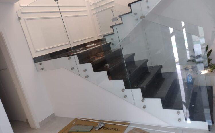 glass balustrade | staircase glass | glass stair railing