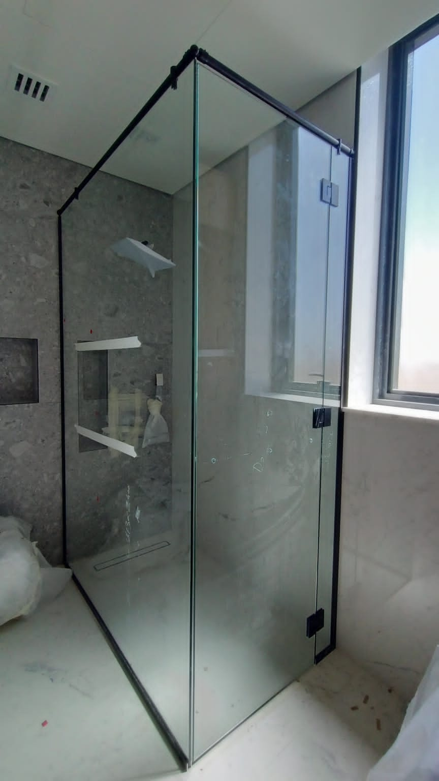 L Shaped Shower Glass partition